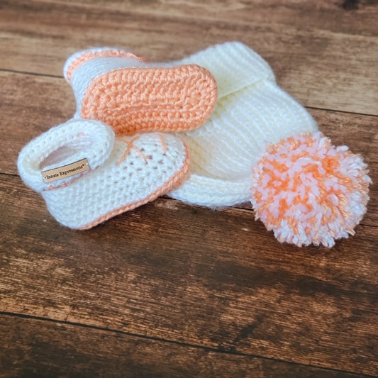 Cantaloupe & Cream Baby Gift Set (Size 3-6 months)