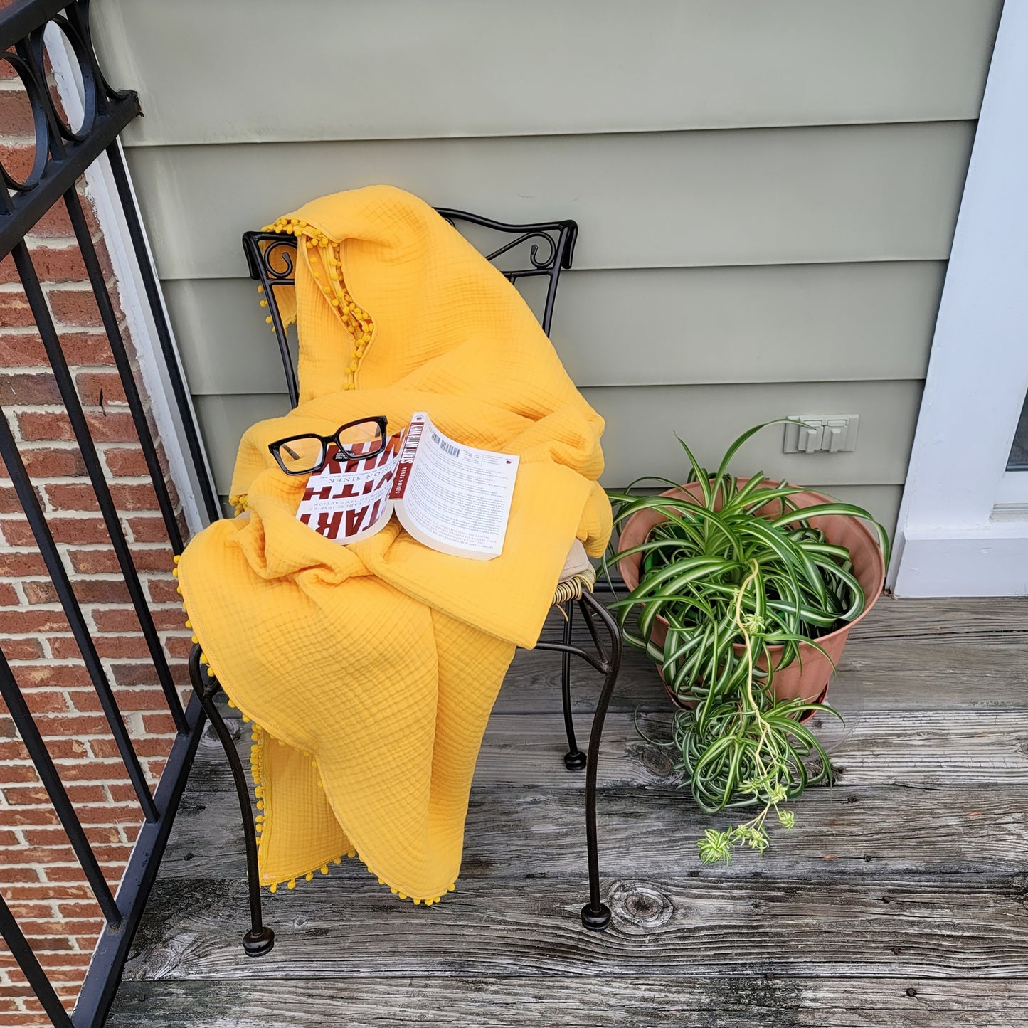 DAYDREAM in Mustard Yellow