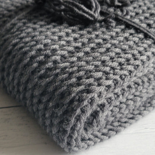 100% Merino Wool Scarf - Charcoal Gray