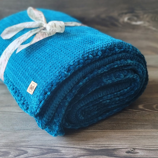 Lush Oversized Chenille Throw – Teal