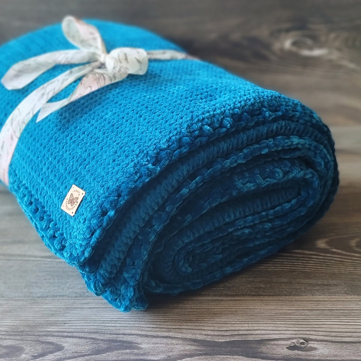 Lush Oversized Chenille Throw – Teal
